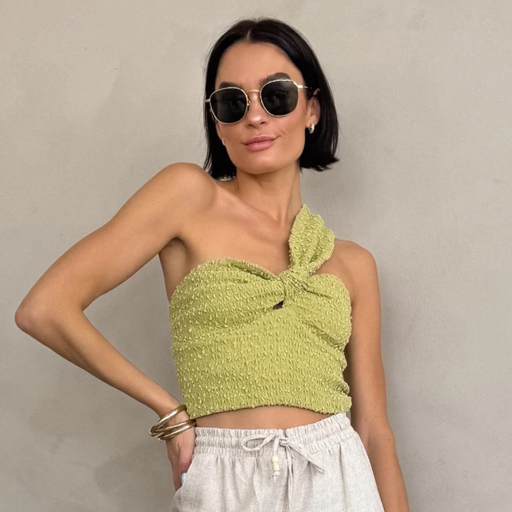 Stitch and Feather Green One-Shoulder Textured Top